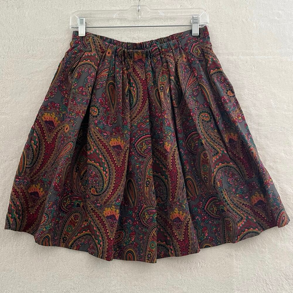DKNY Silk Skirt Size 2 Paisley Pleated Pockets Office Preppy Vibrant Colorful
